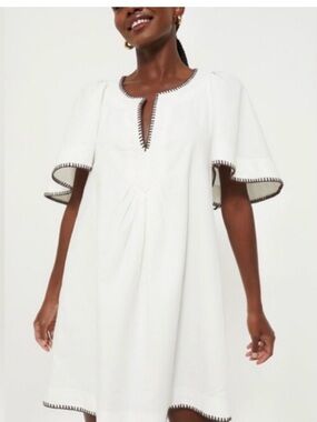 Pomander Place White Stitch Finley Flutter Sleeve